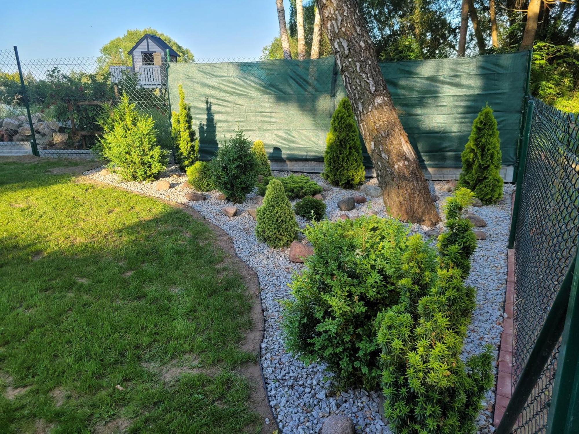 Domek Nad Jeziorem Przy Lini Brzegowej Gorowychy, Pomorze Villa Exteriör bild